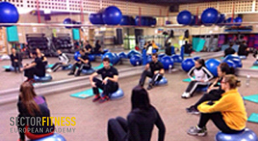 SECTORFITNESS en Córdoba culmina un fin de semana brillante con la impartición de tres seminarios simultáneos.